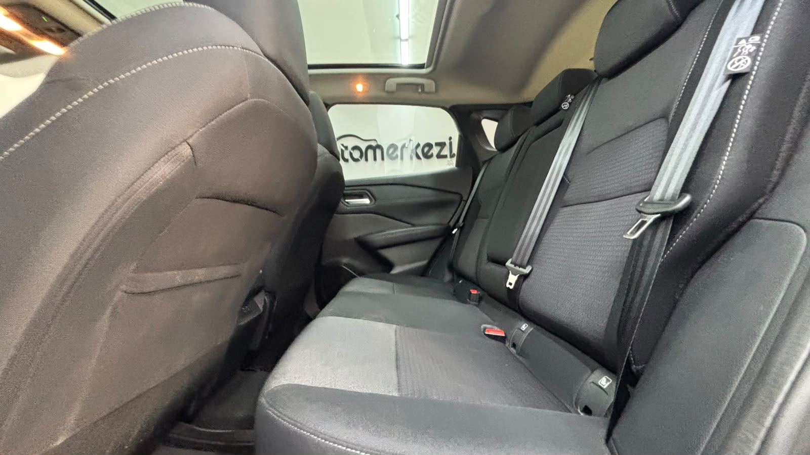 NISSAN QASHQAI 17